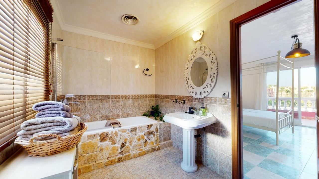 Majestic Villa By The Beach Heated Private Pool & Jacuzzi Benalmádena Exterior photo
