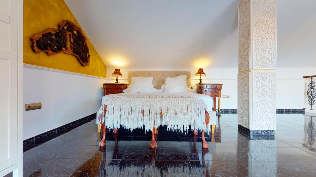 Majestic Villa By The Beach Heated Private Pool & Jacuzzi Benalmádena Exterior photo