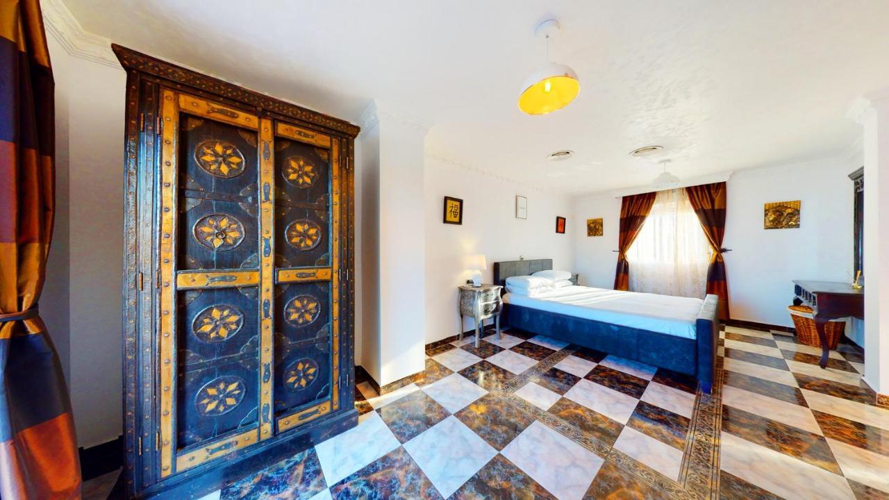 Majestic Villa By The Beach Heated Private Pool & Jacuzzi Benalmádena Exterior photo