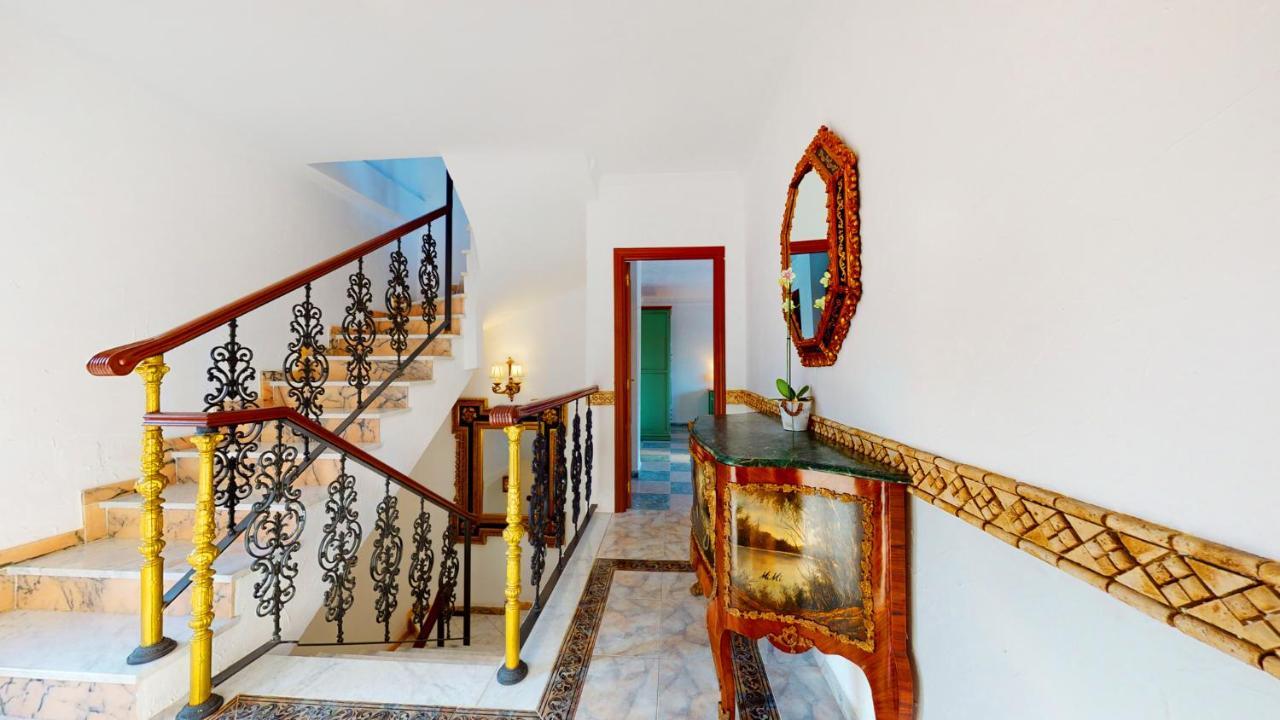 Majestic Villa By The Beach Heated Private Pool & Jacuzzi Benalmádena Exterior photo