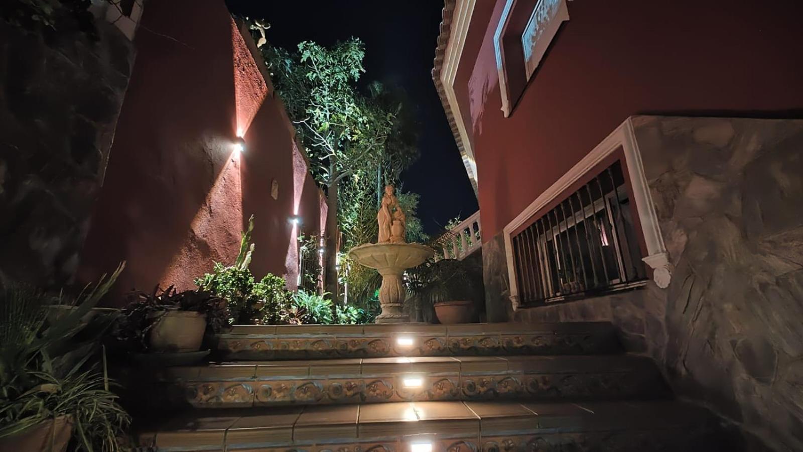 Majestic Villa By The Beach Heated Private Pool & Jacuzzi Benalmádena Exterior photo