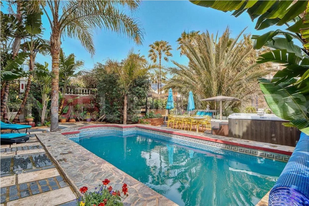 Majestic Villa By The Beach Heated Private Pool & Jacuzzi Benalmádena Exterior photo