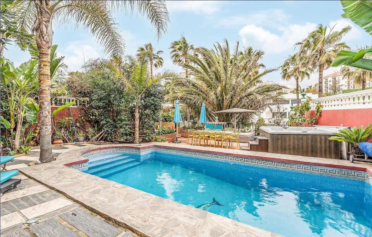 Majestic Villa By The Beach Heated Private Pool & Jacuzzi Benalmádena Exterior photo